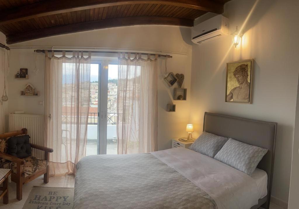 Lamía Cozy Loft - Best View Of The City מראה חיצוני תמונה